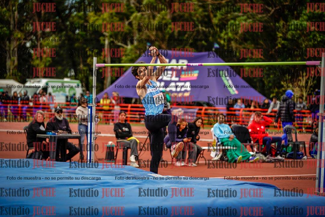 Fotos del salto en alto de varones - FINAL