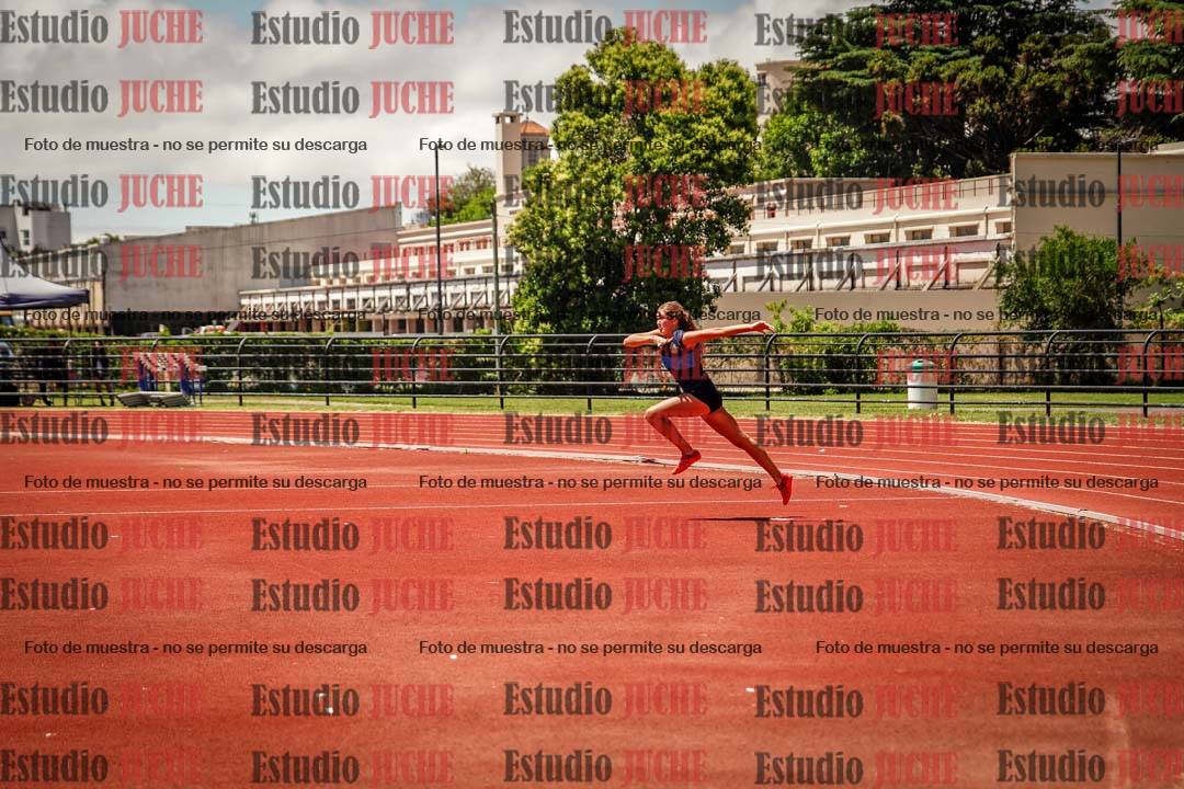 Fotos del salto en alto de mujeres