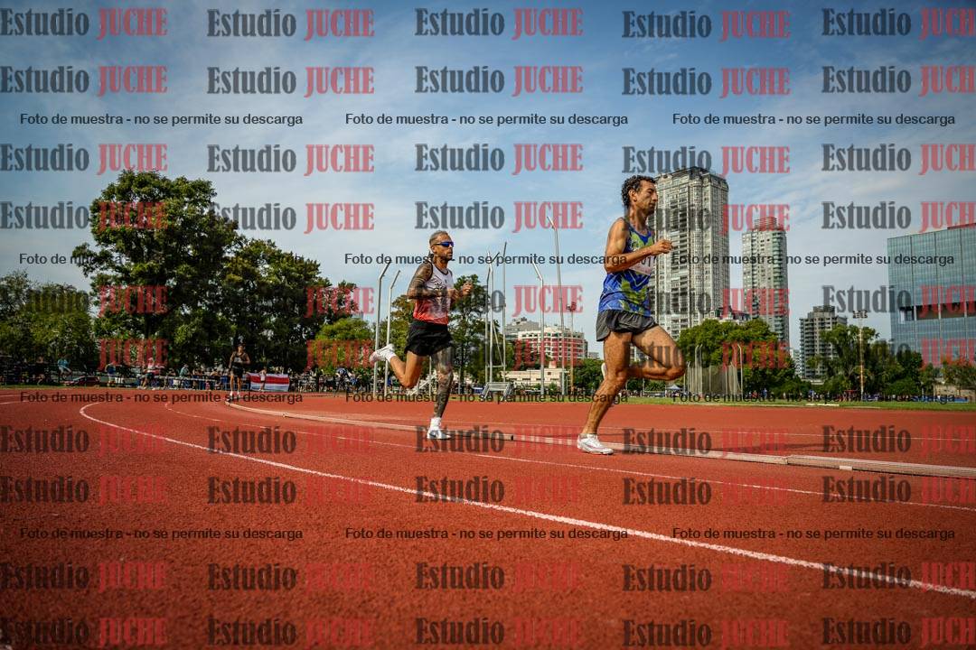 Fotos de los 3000 m llanos de varones