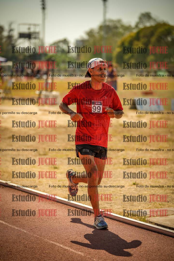 Fotos de los 3000 m llanos de varones