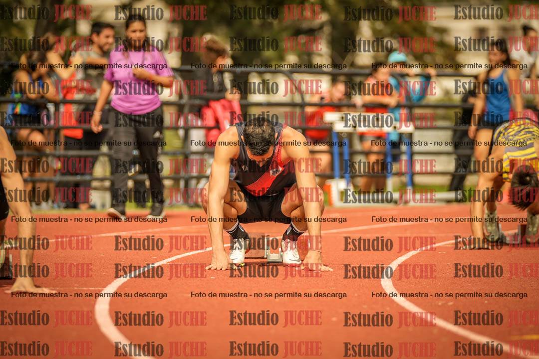 Fotos de los 200 m llanos de varones