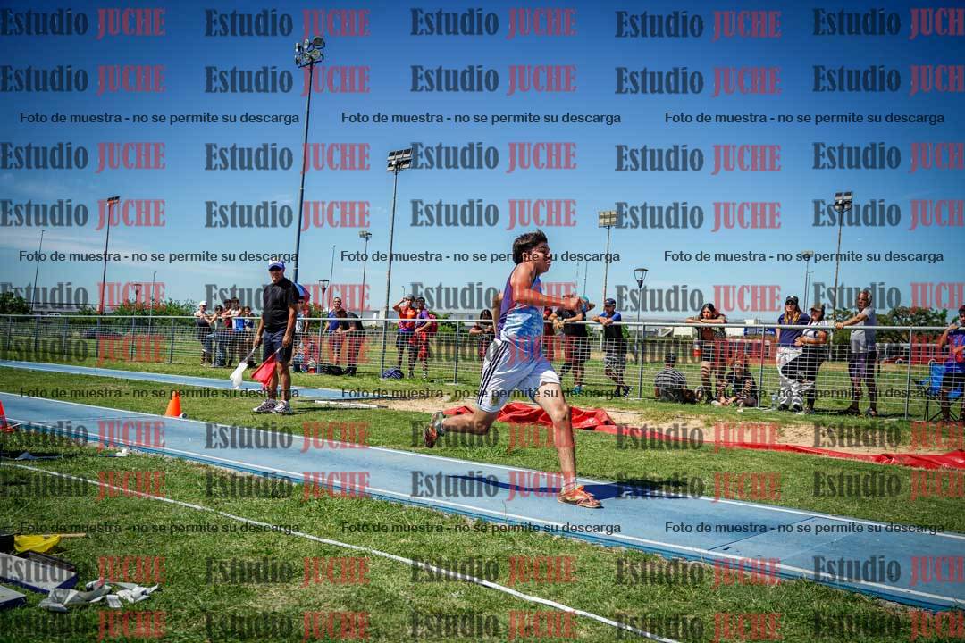 Fotos del salto triple de varones y mujeres - todas las tablas