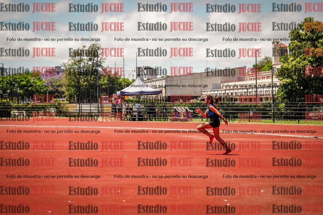 Fotos del salto en alto de mujeres