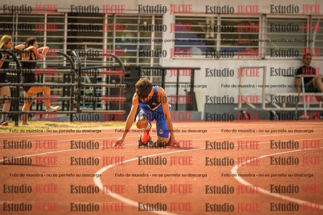 Fotos de los 400 m llanos de varones