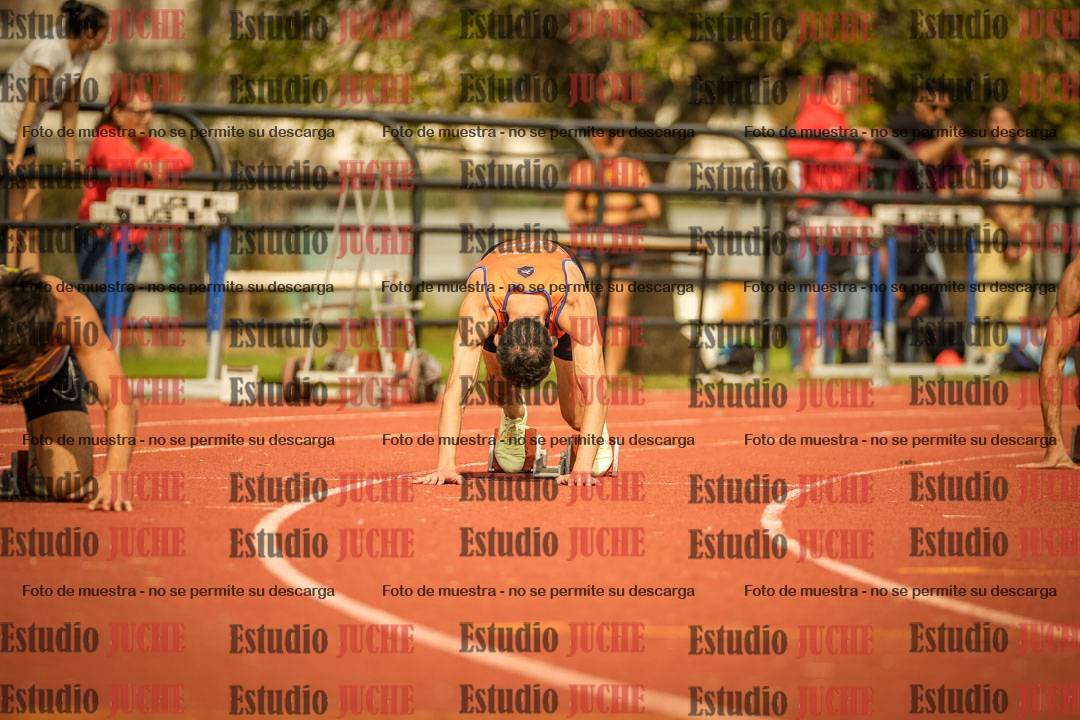 Fotos de los 200 m llanos de varones