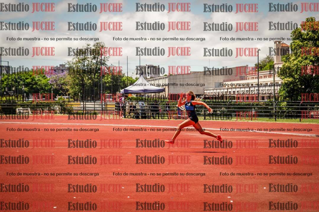 Fotos del salto en alto de mujeres