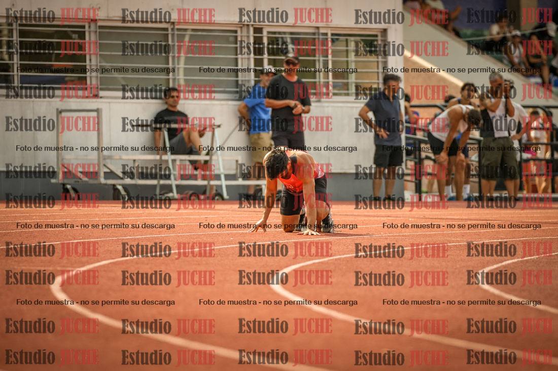 Fotos de los 400 m llanos de varones
