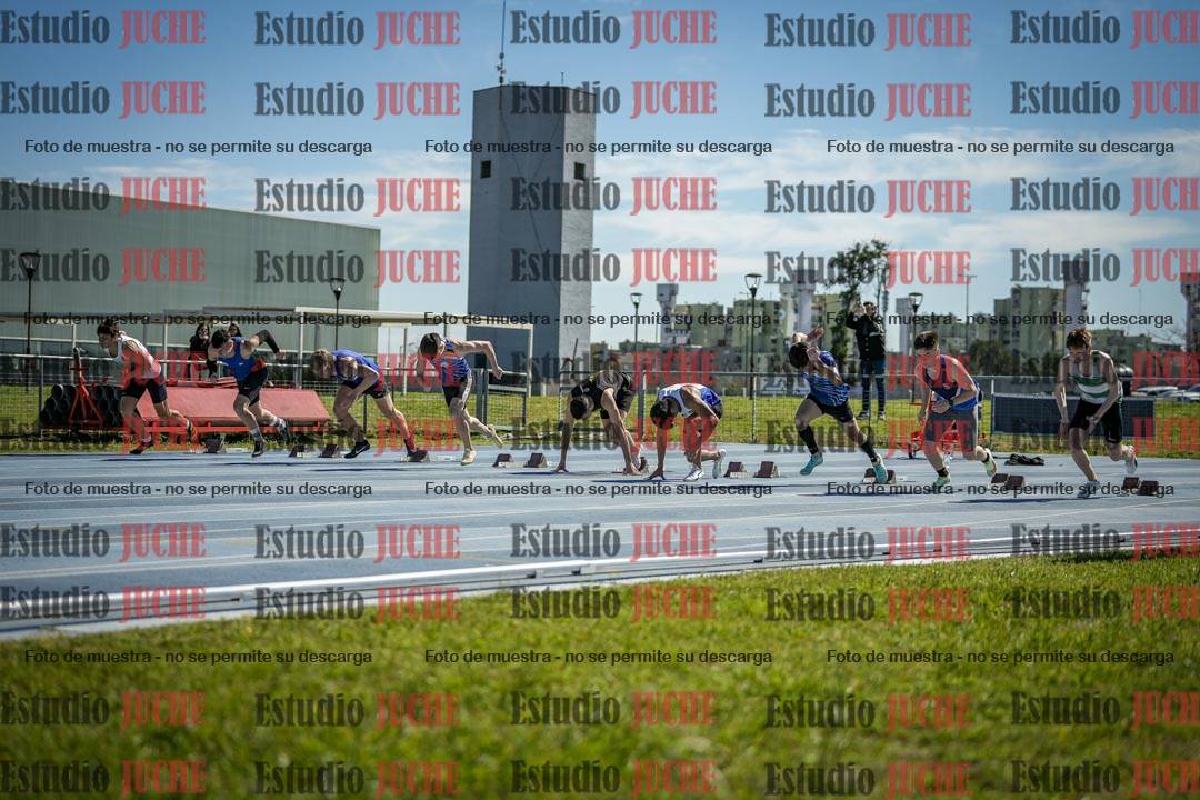 Fotos de los 100 m llanos de varones