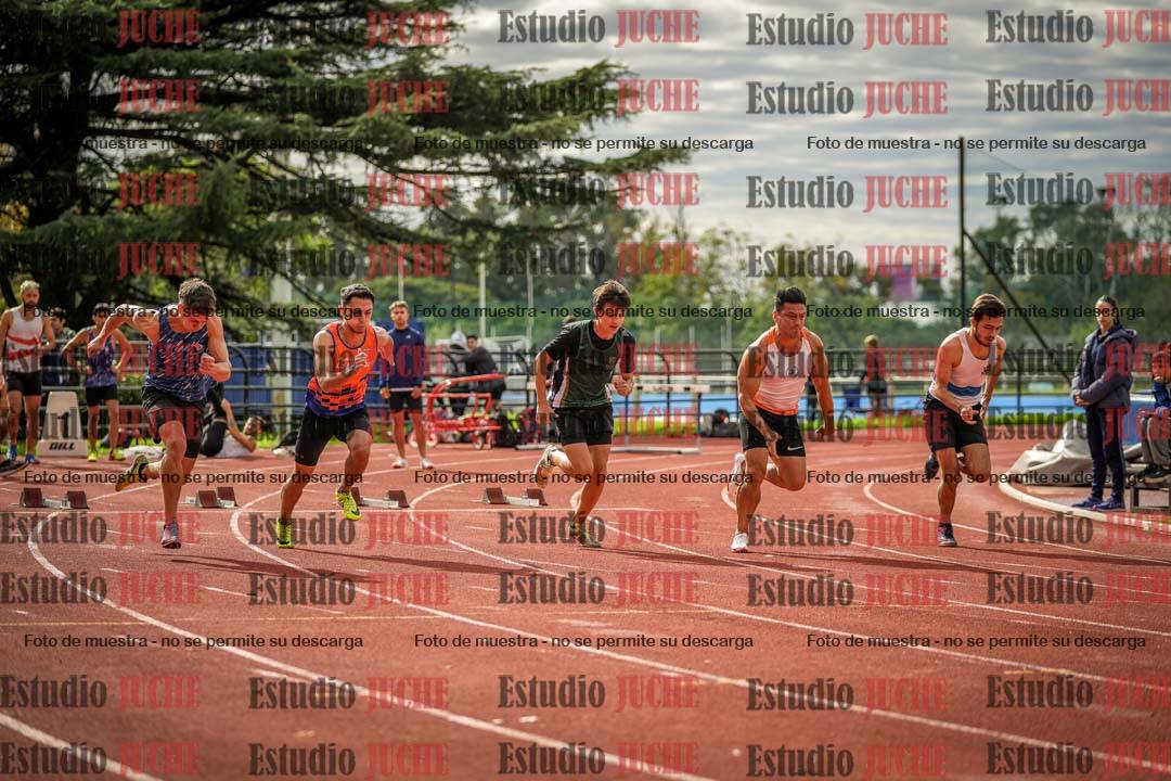 Fotos de los 100 m llanos de varones