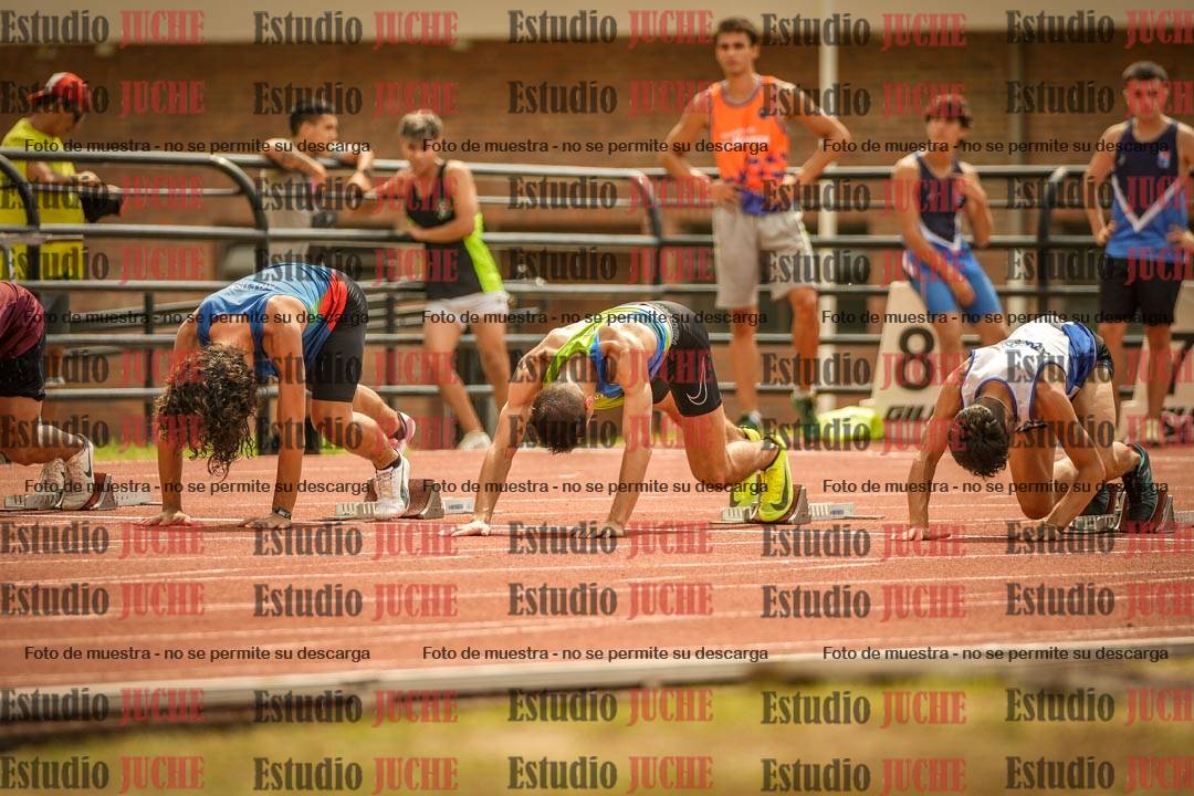 Fotos de los 100 m llanos de varones