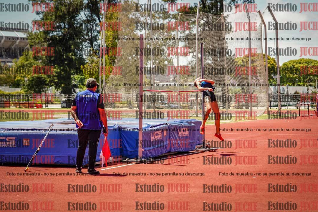 Fotos del salto en alto de mujeres