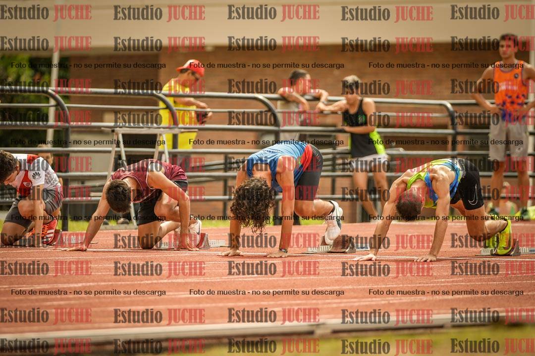 Fotos de los 100 m llanos de varones