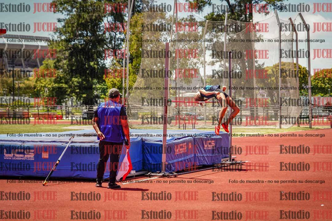 Fotos del salto en alto de mujeres