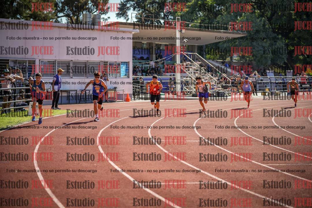 Fotos de los 800 m llanos de varones