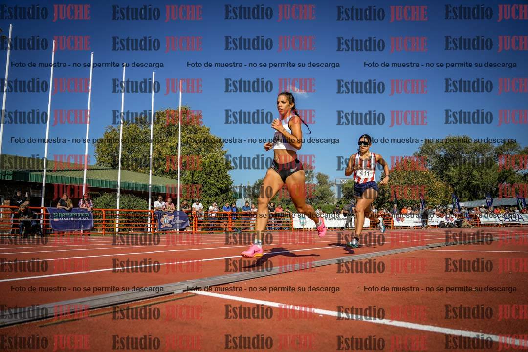Fotos de los 1500 m llanos de mujeres