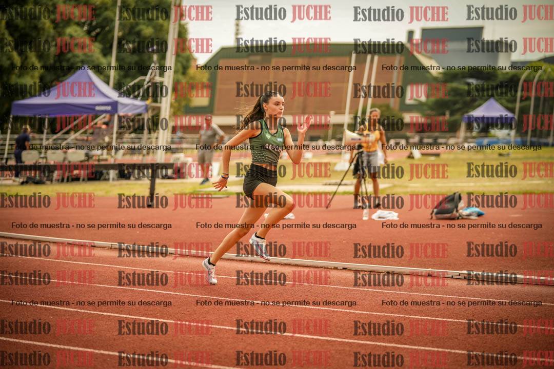 Fotos de los 400 m con vallas de mujeres