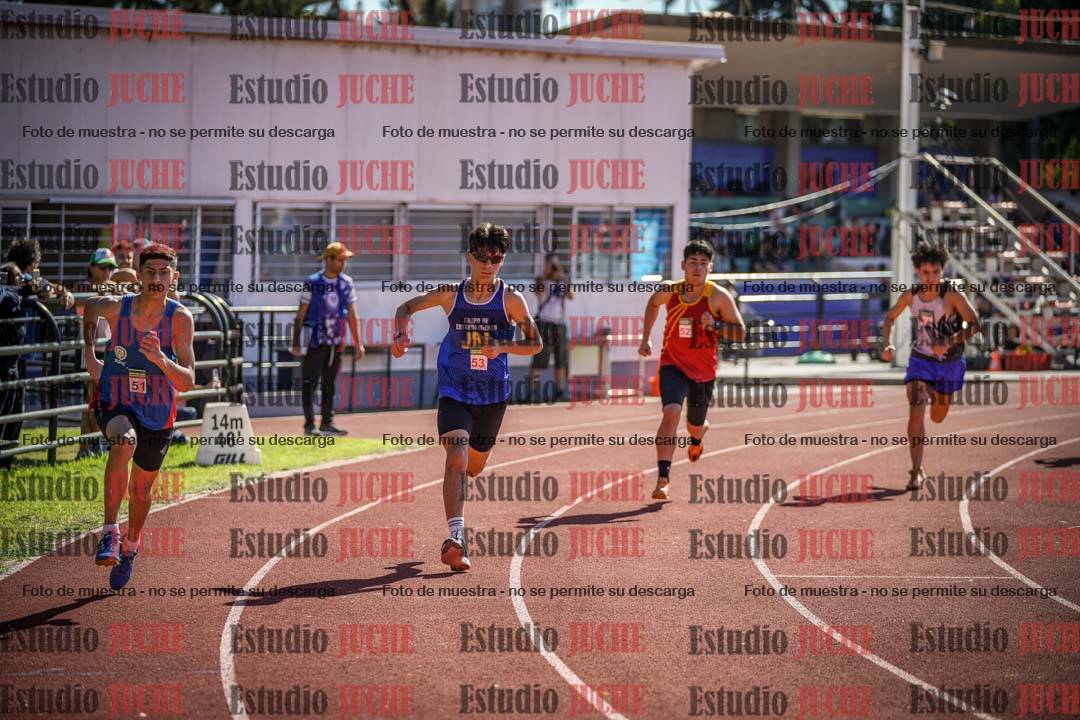 Fotos de los 800 m llanos de varones