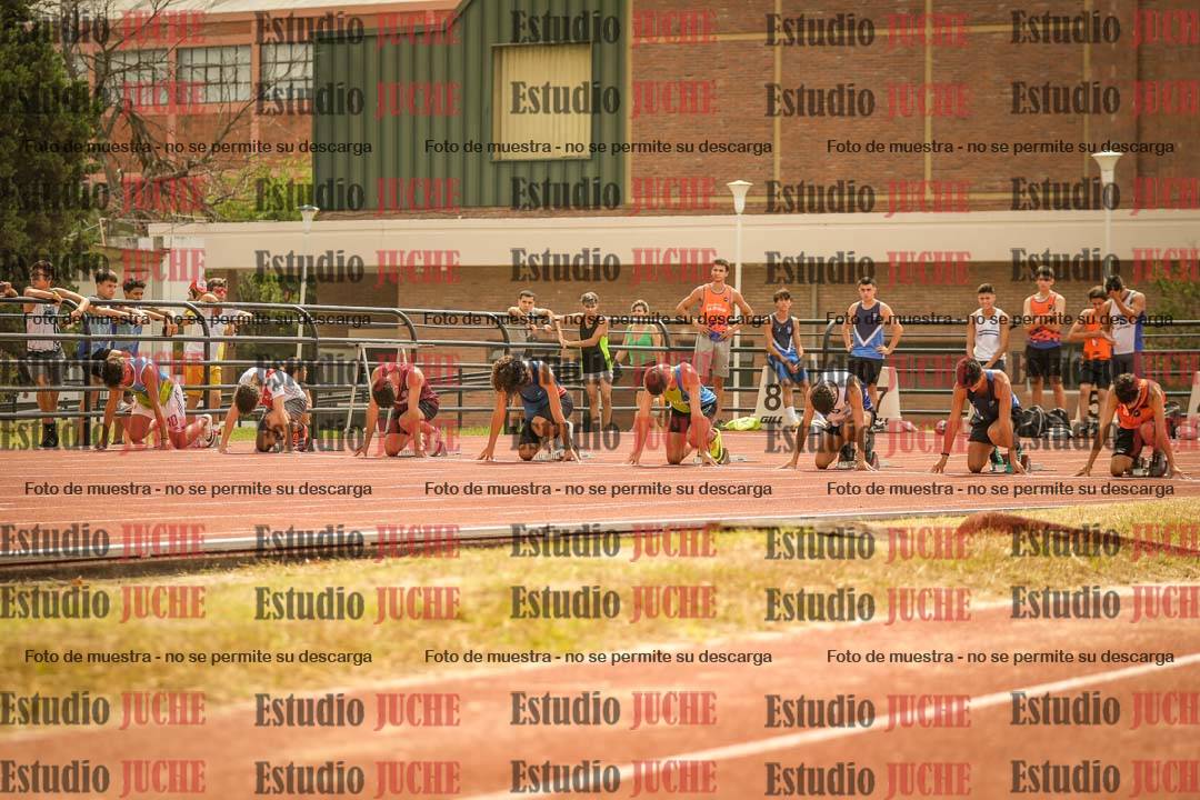 Fotos de los 100 m llanos de varones