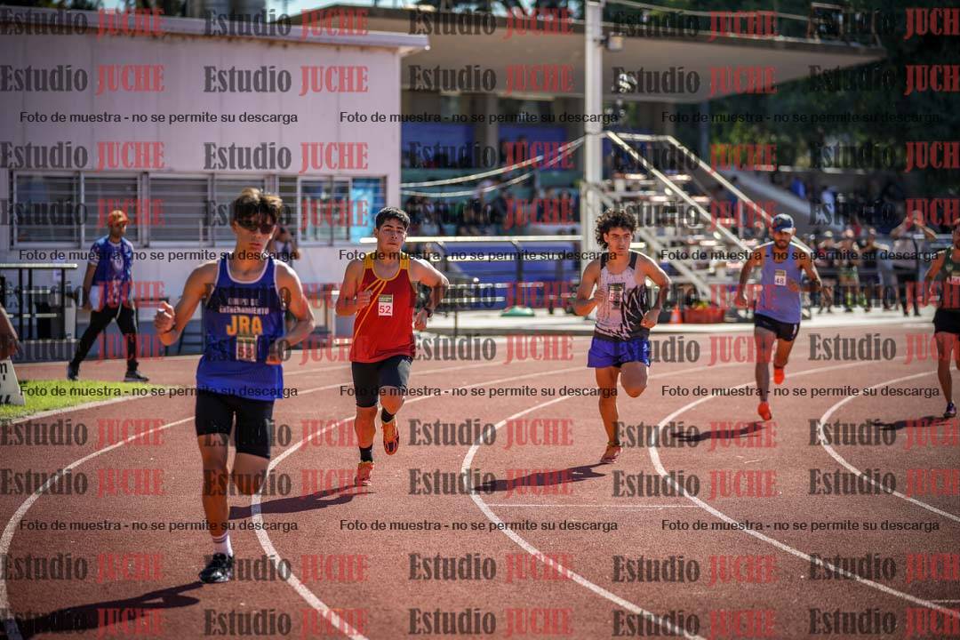 Fotos de los 800 m llanos de varones