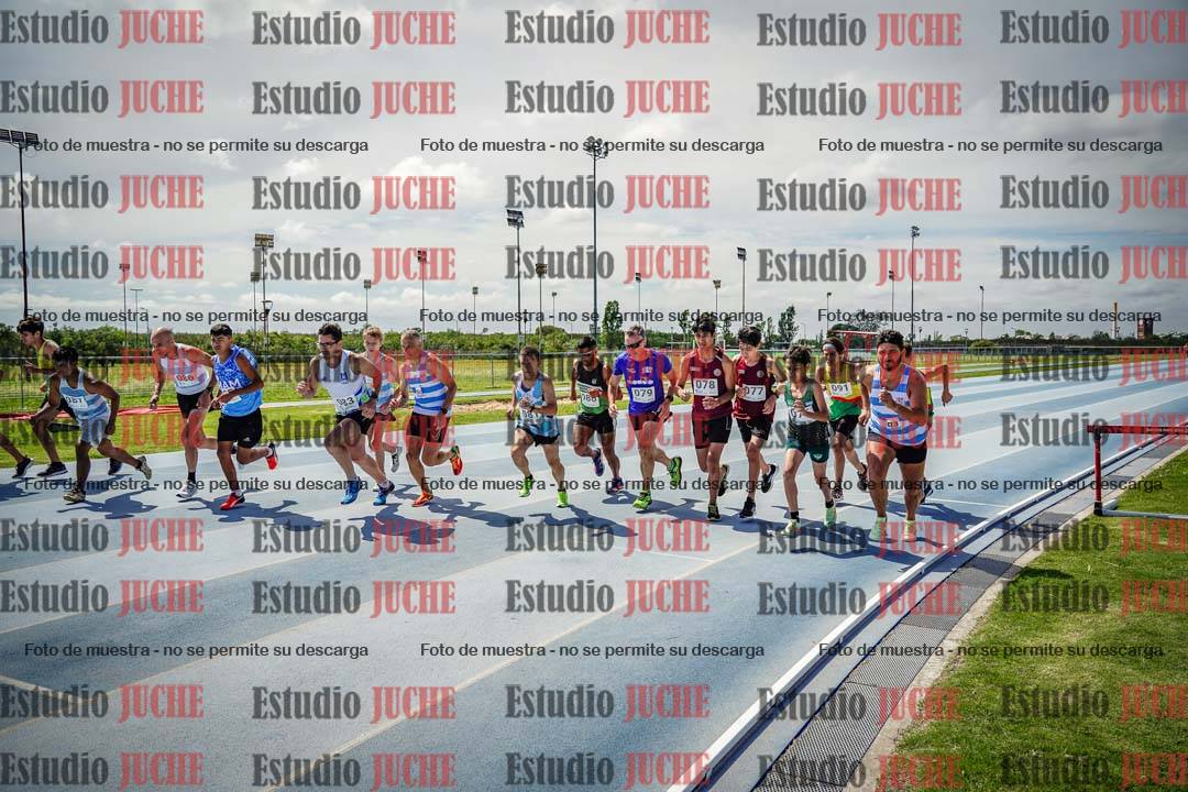 Fotos de los 1000 m llanos de varones