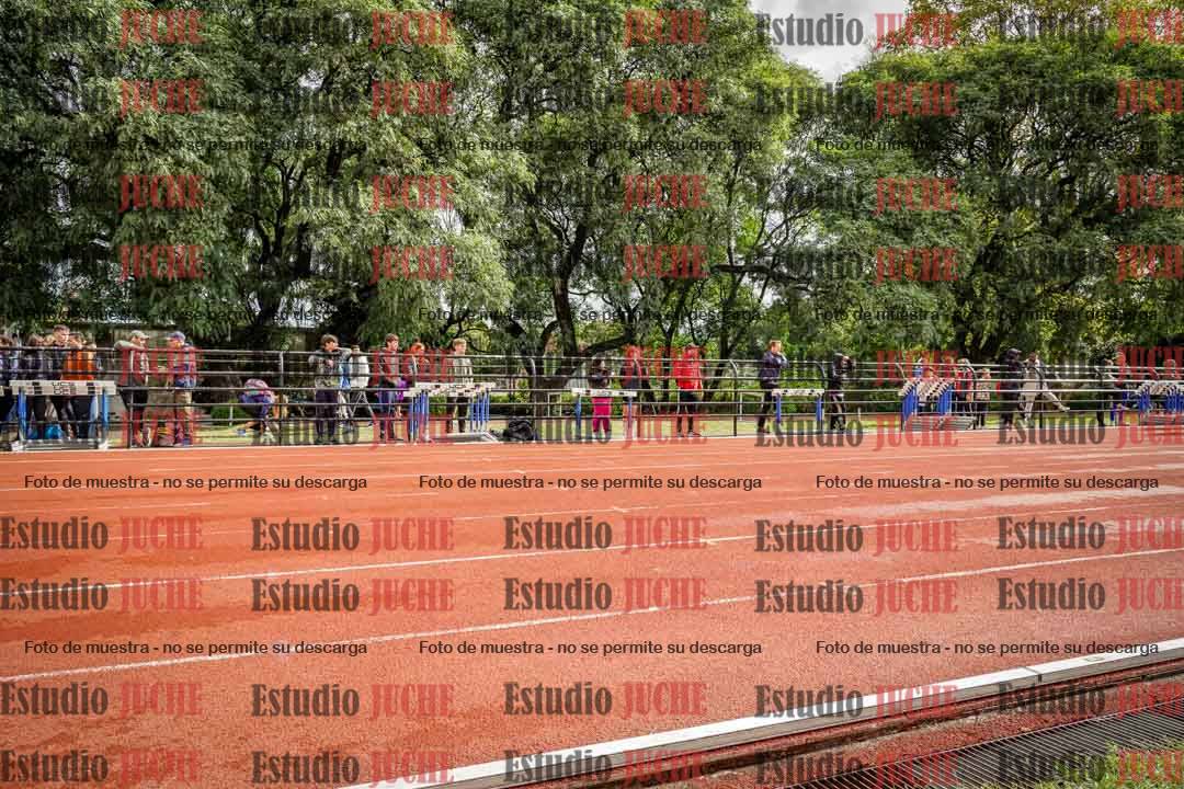 Fotos de los 100 m llanos de varones
