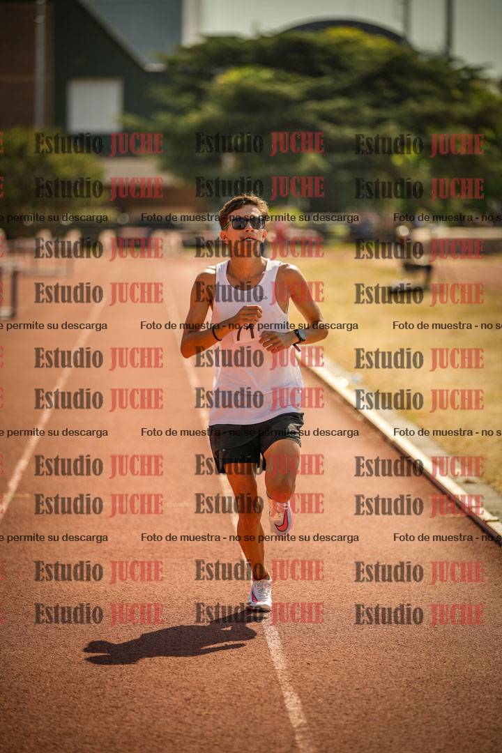 Fotos de los 3000 m llanos de varones