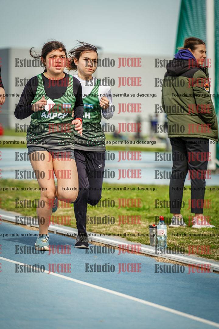 Fotos de los 800 m llanos de mujeres - U14