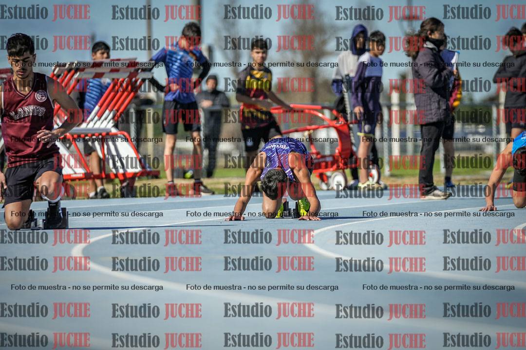 Fotos de los 200 m llanos de varones