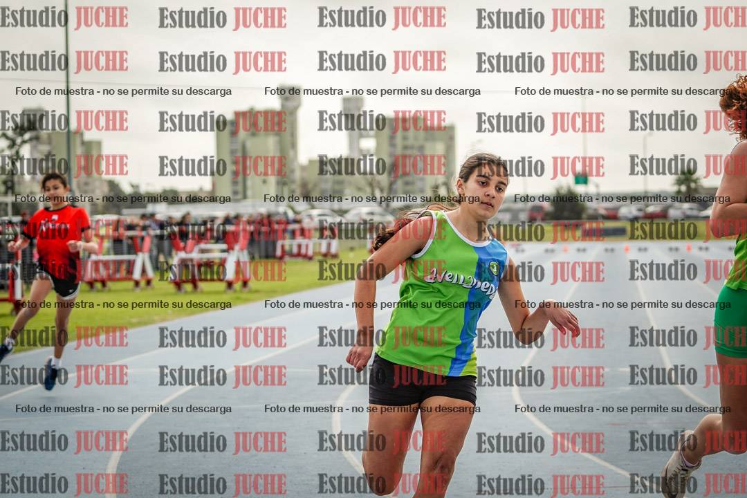 Fotos de los 80 m llanos de mujeres