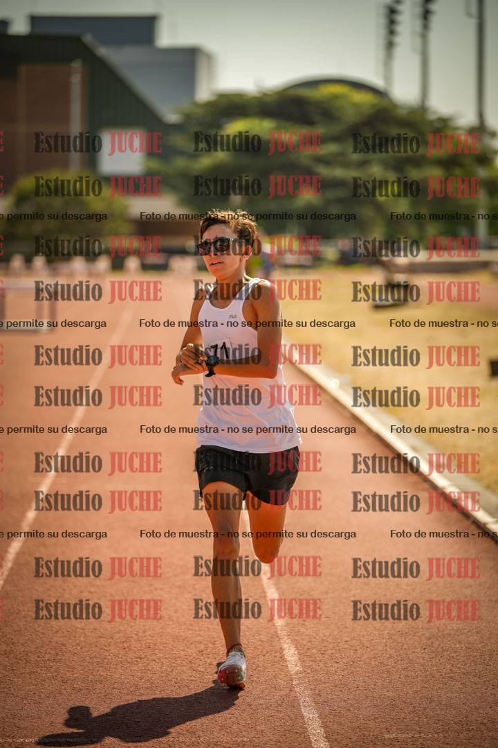 Fotos de los 3000 m llanos de varones