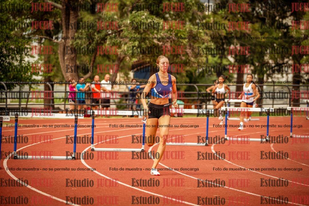 Fotos de los 400 m con vallas de mujeres