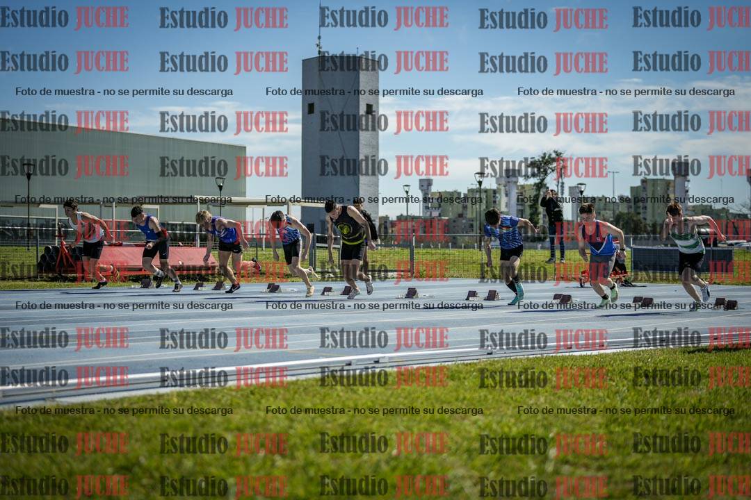Fotos de los 100 m llanos de varones