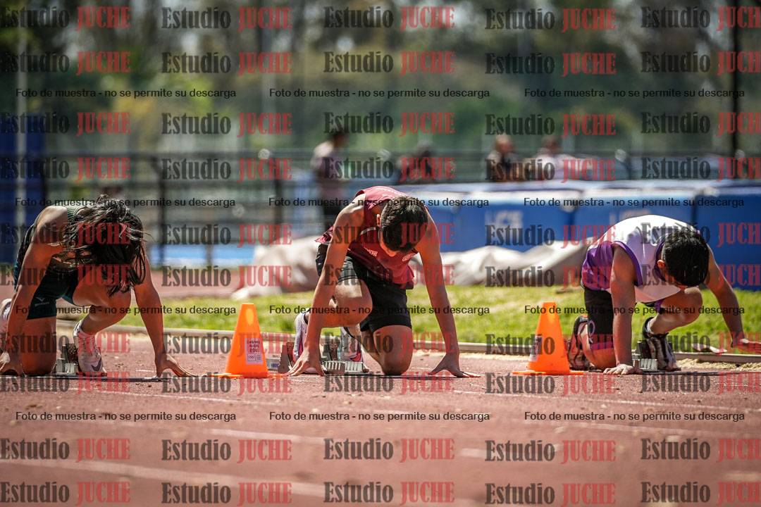 Fotos de los 80 m llanos de varones