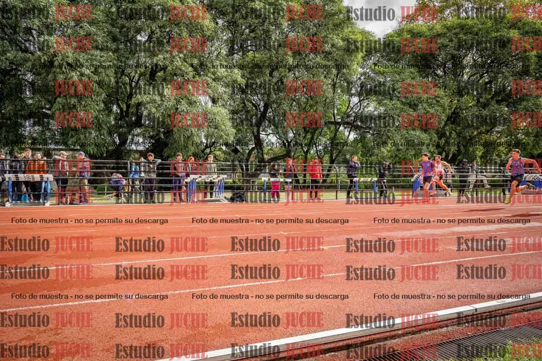 Fotos de los 100 m llanos de varones