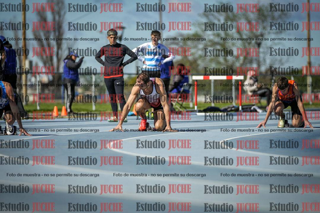 Fotos de los 200 m llanos de varones