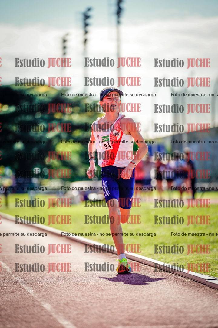 Fotos de los 2400 m de varones