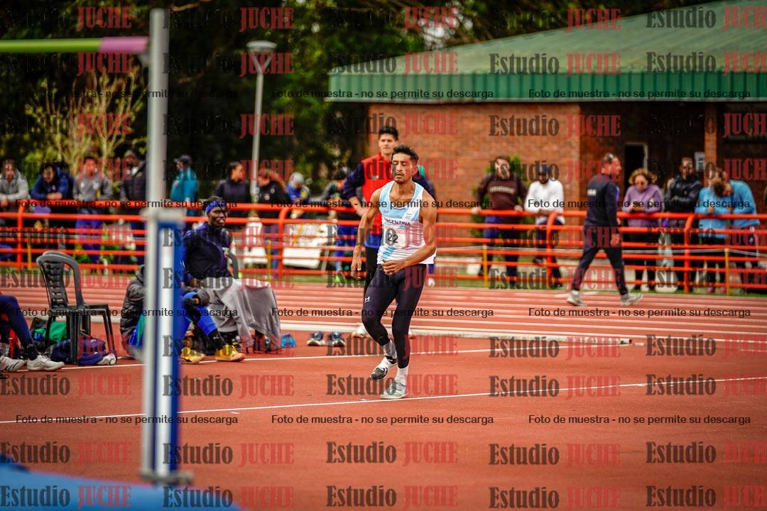 Fotos del salto en alto de varones - FINAL