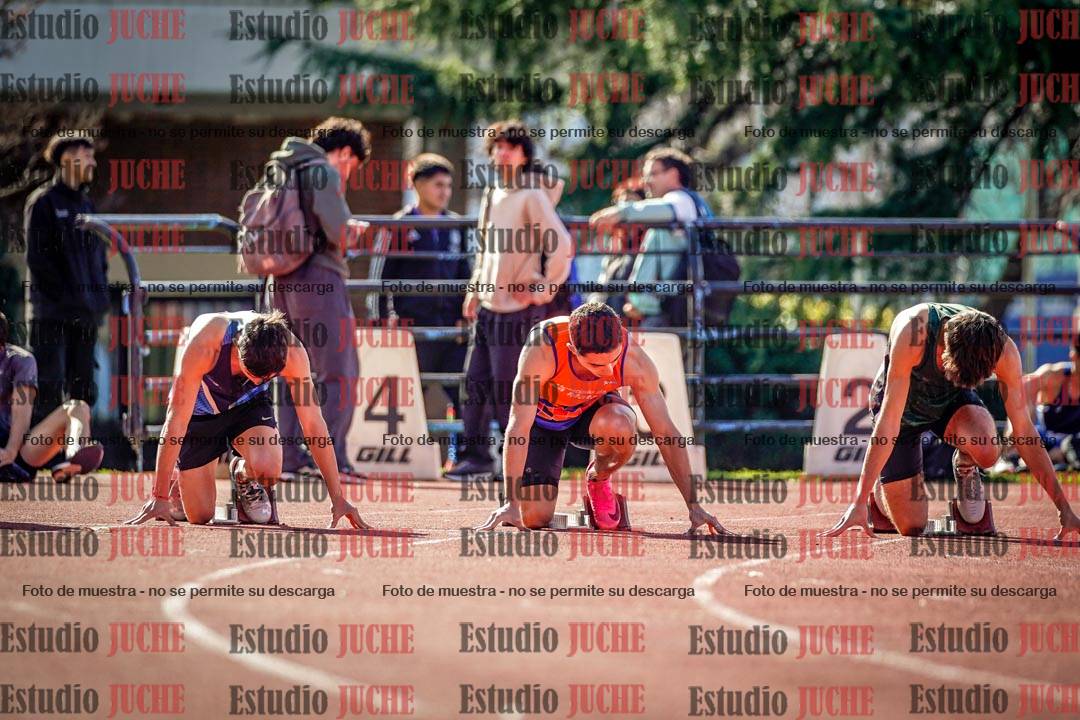 Fotos de los 100 m llanos de varones