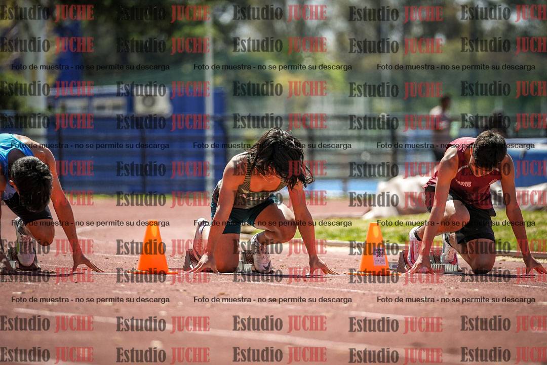 Fotos de los 80 m llanos de varones