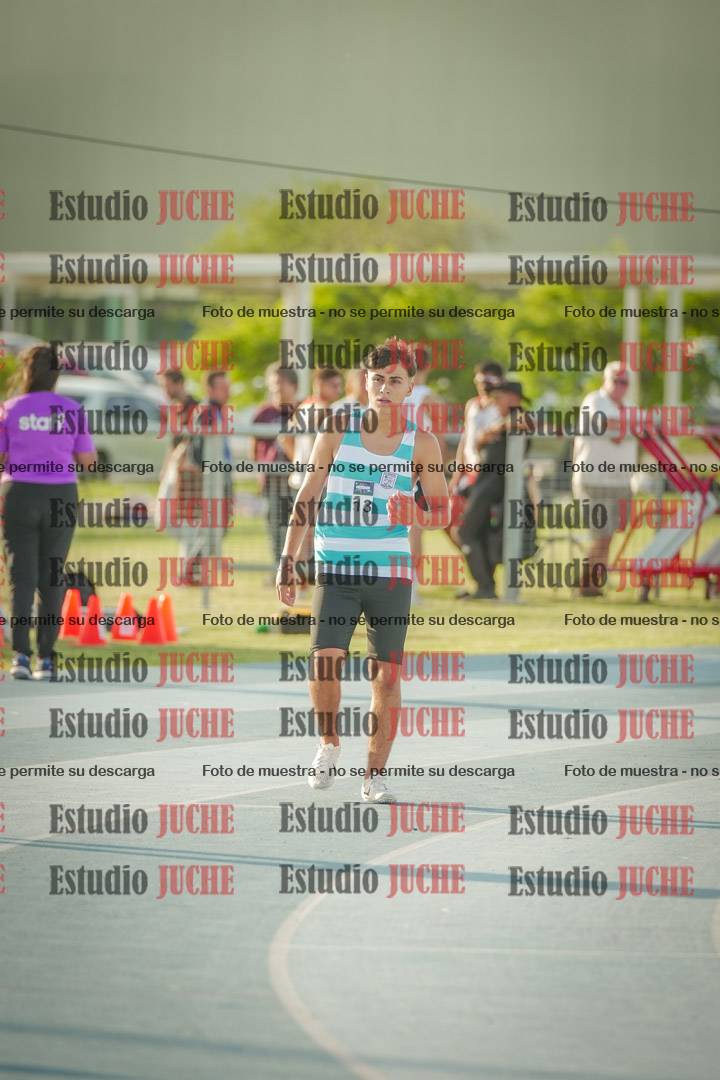 Fotos de los 800 m llanos de varones