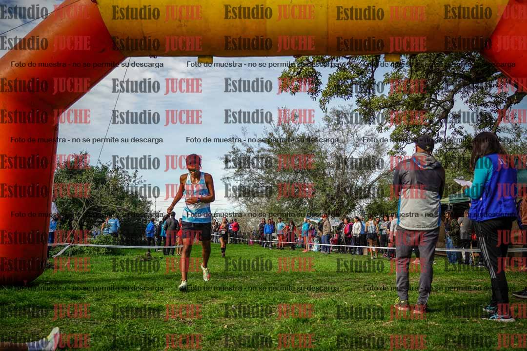 Fotos de la llegada del cross de 6000 m