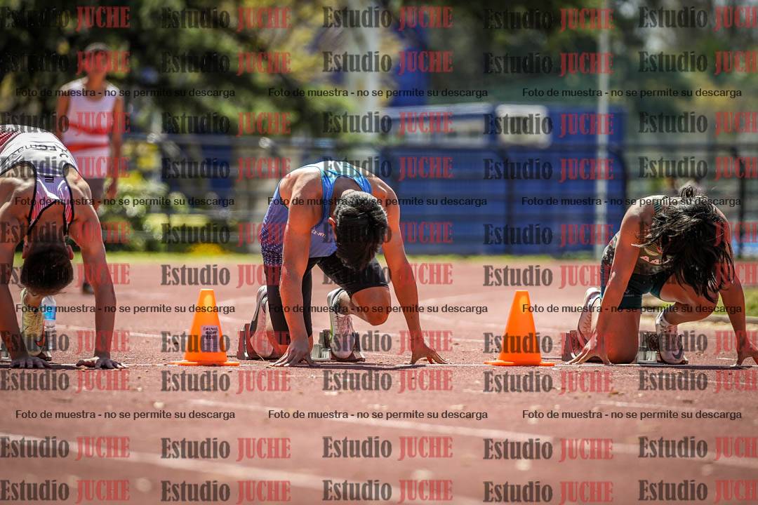 Fotos de los 80 m llanos de varones