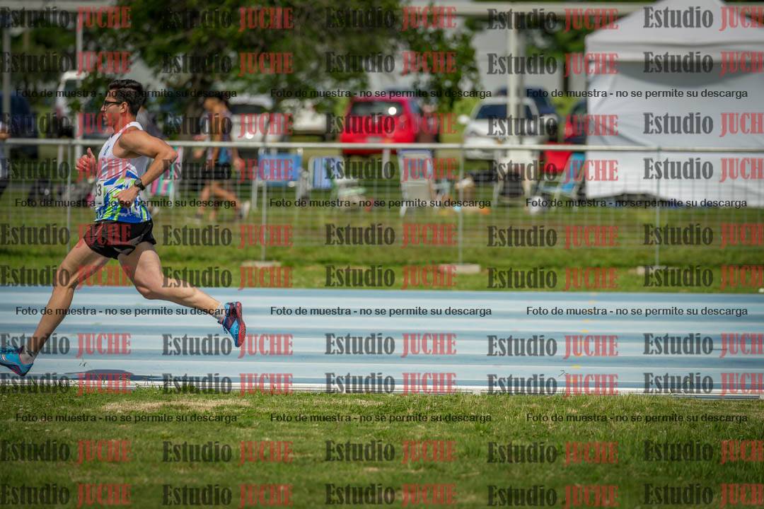 Fotos de los 1000 m llanos de varones