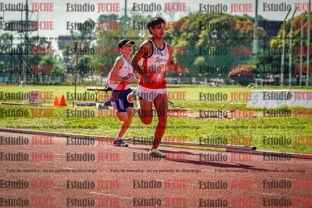 Fotos de los 2400 m llanos de varones