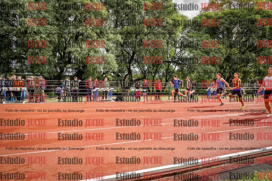 Fotos de los 100 m llanos de varones