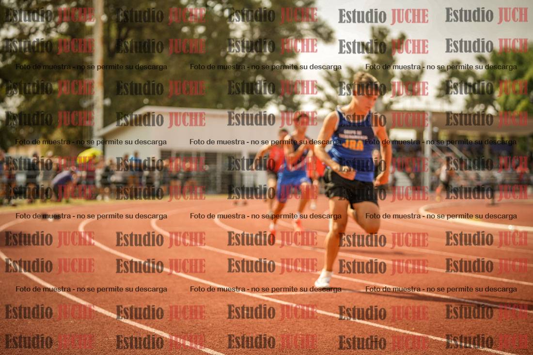 Fotos de los 400 m llanos de varones