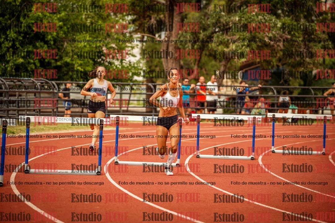 Fotos de los 400 m con vallas de mujeres