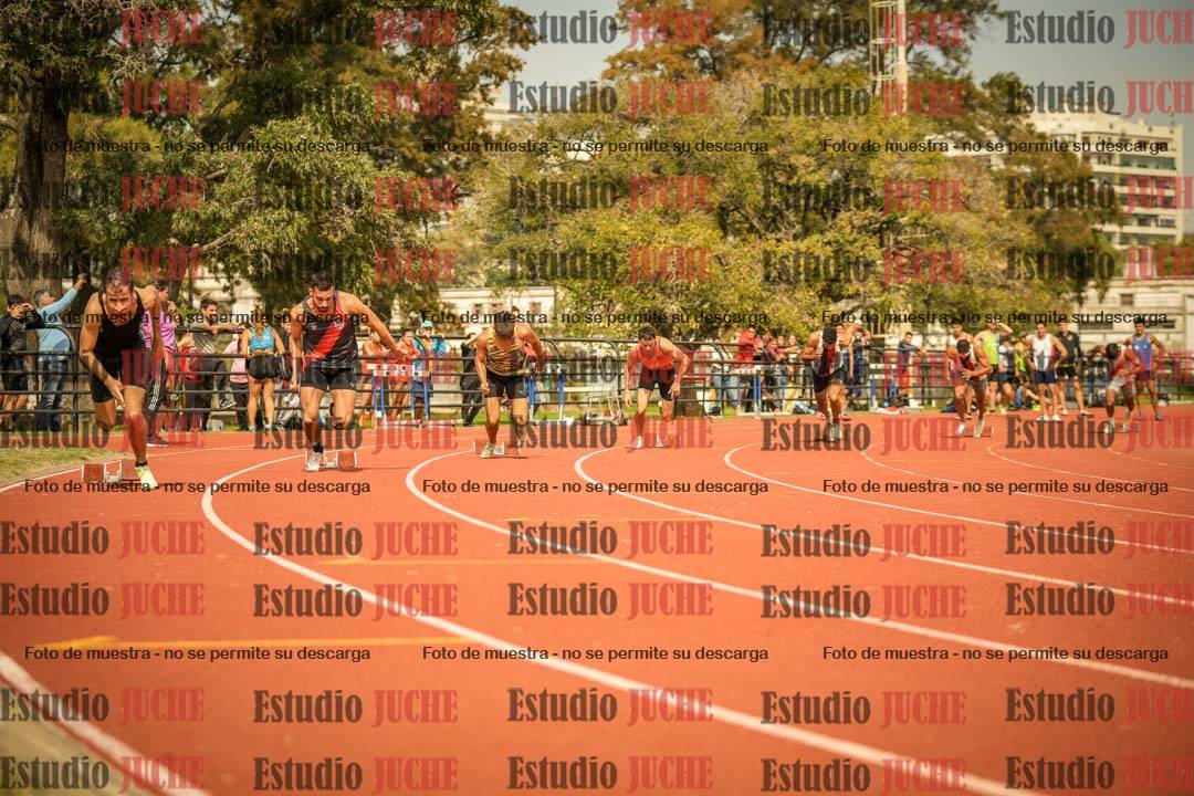 Fotos de los 200 m llanos de varones