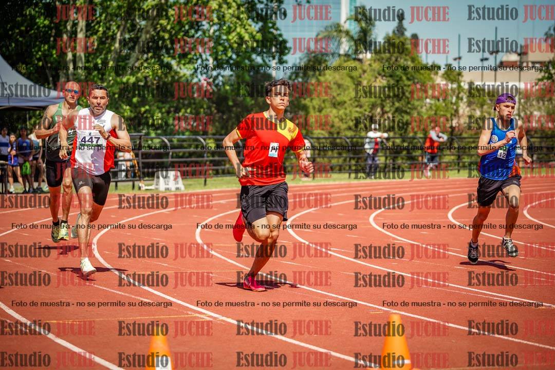 Fotos de los 800 m llanos de varones