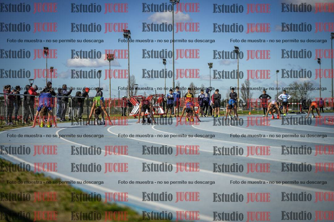 Fotos de los 200 m llanos de varones